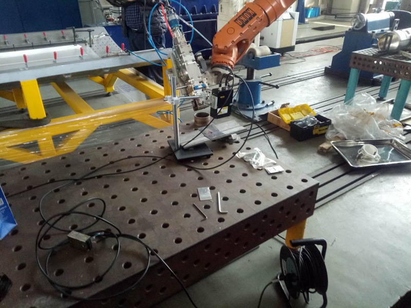 鐳爍光電焊縫跟蹤傳感器抗萬瓦級激光干擾驗證成功